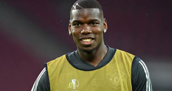 Paul Pogba chính thức ở lại M.U