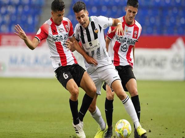 dự đoán O/U Real Zaragoza vs Castellon (2h30 ngày 21/5)