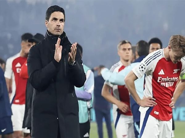 Arsenal vẫn trắng tay, nhưng Arteta đi đúng hướng?