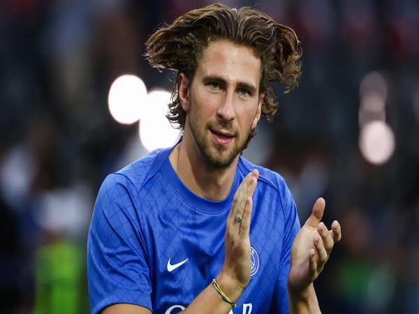 Tin CLB PSG: Illia Zabarnyi có màn ra mắt tuyệt vời
