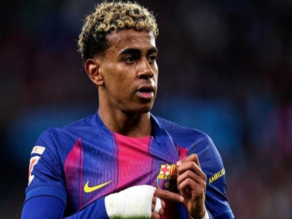 Tin Barca: Barcelona từ chối 250 triệu Euro cho Lamine Yamal