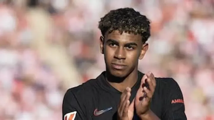 Vì sao Barcelona kiên quyết giữ Lamine Yamal?