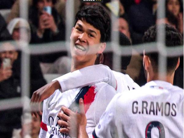 PSG giành lại ngôi đầu Ligue 1