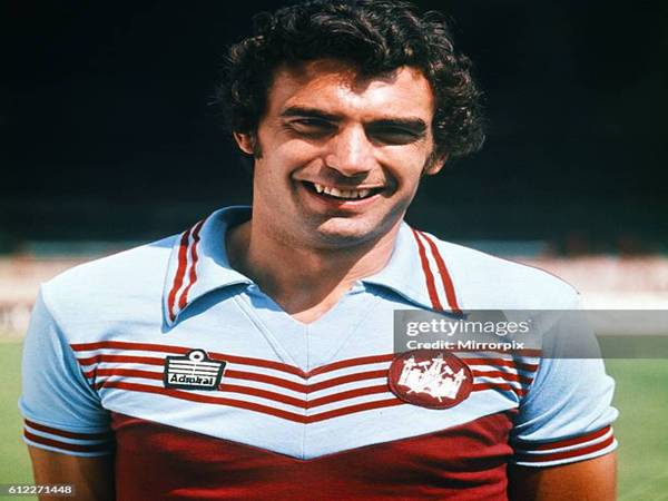 Trevor Brooking - tiền vệ sáng tạo xuất sắc